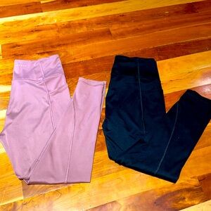 Victoria’s Secret essential high rise pocket leggings. 4 way stretch.